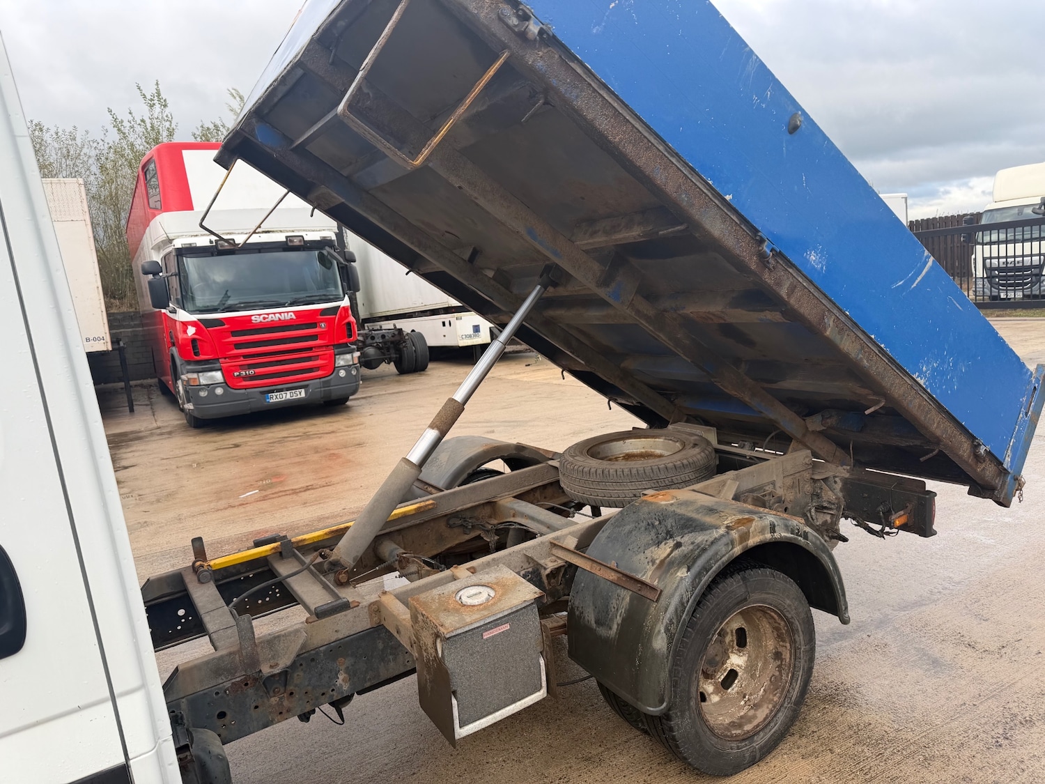 Used Iveco Daily 2017 for sale - 76656942: Photo 2