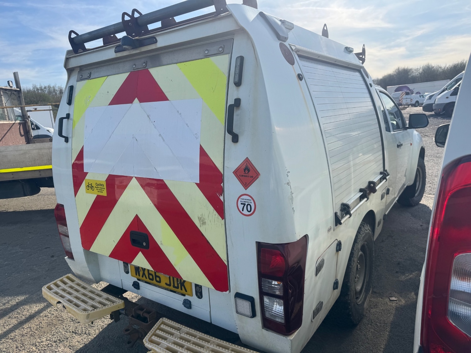 Used Isuzu D-Max 2017 for sale - 78156420: Photo 9