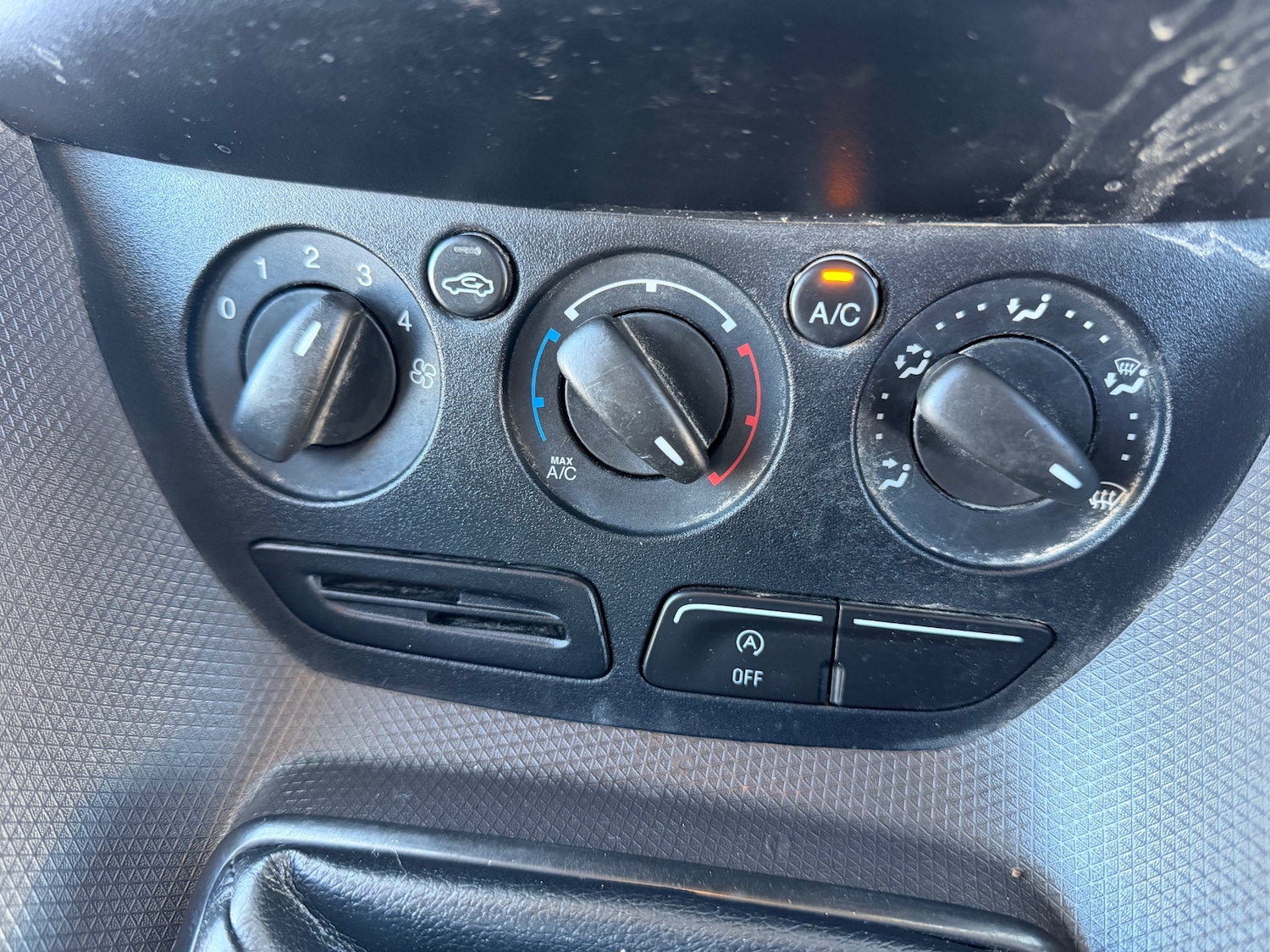 Used Ford Transit Connect 2017 for sale - 77130558: Photo 13