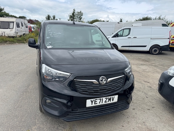 Used Vauxhall Combo 2021 for sale - 75429648: Photo 2