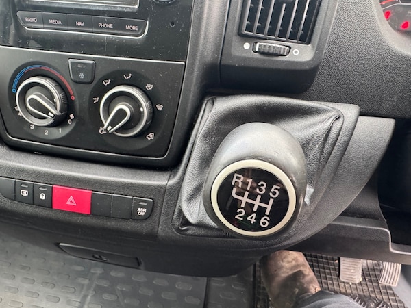 Used Peugeot Boxer 2018 for sale - 76156615: Photo 19
