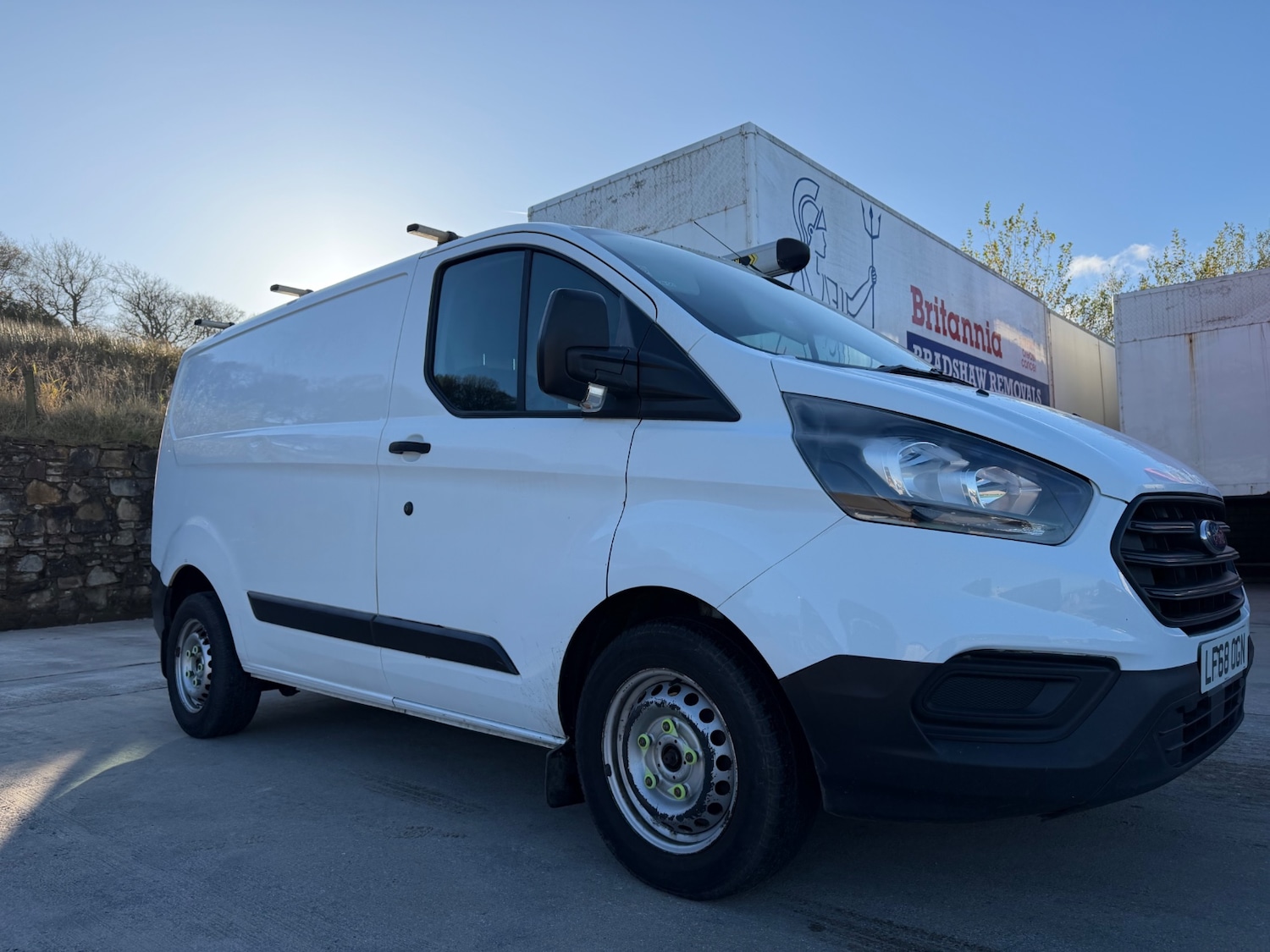 Used Ford Transit Custom 2018 for sale - 76643841: Photo 2