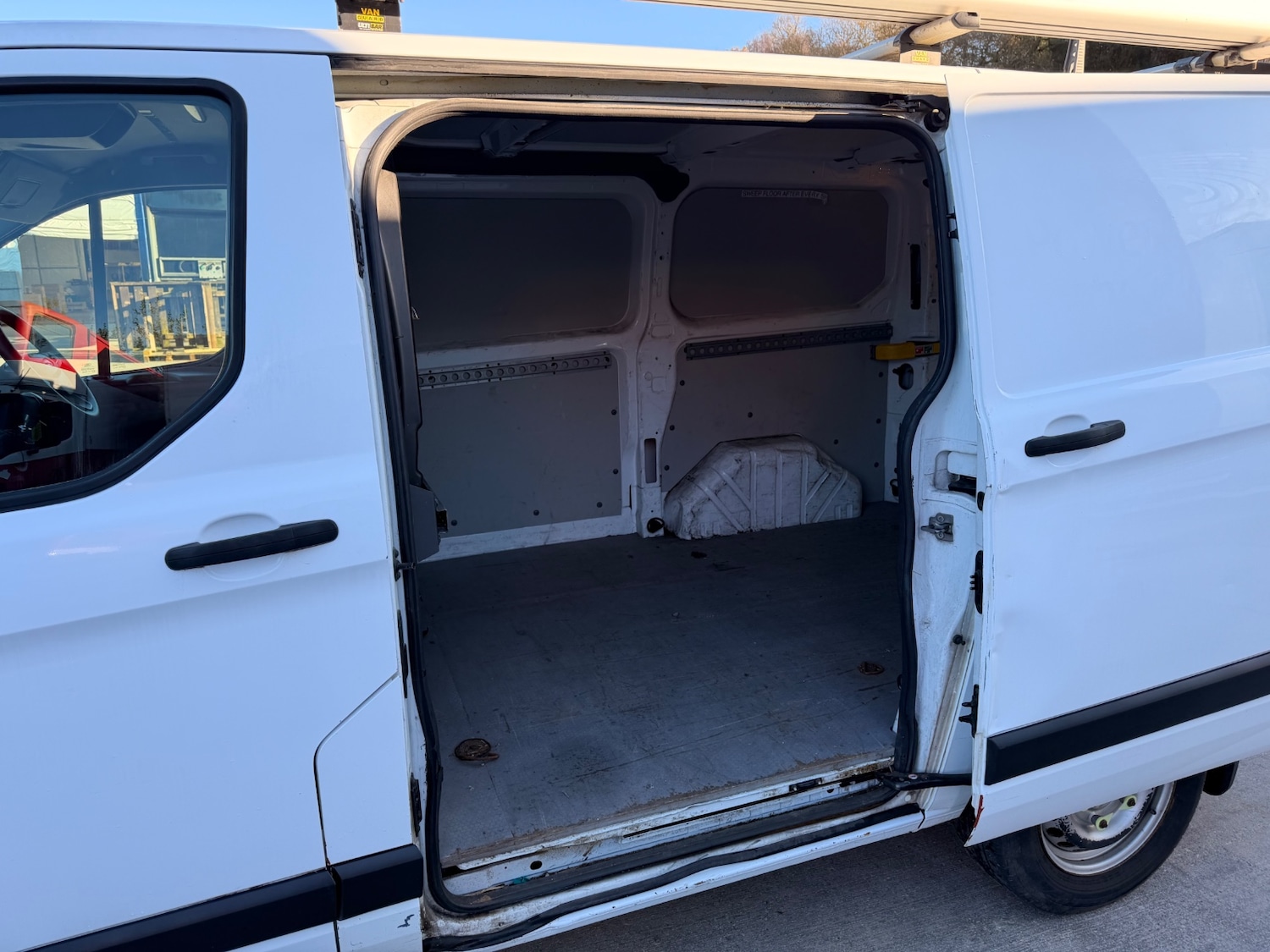 Used Ford Transit Custom 2018 for sale - 76643841: Photo 6