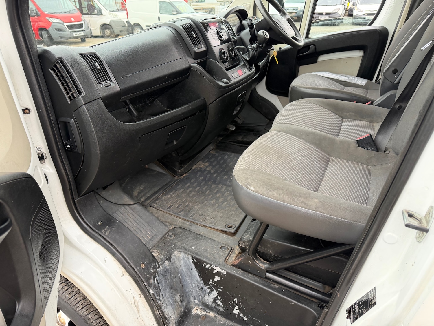 Used Peugeot Boxer 2014 for sale - 77336834: Photo 11