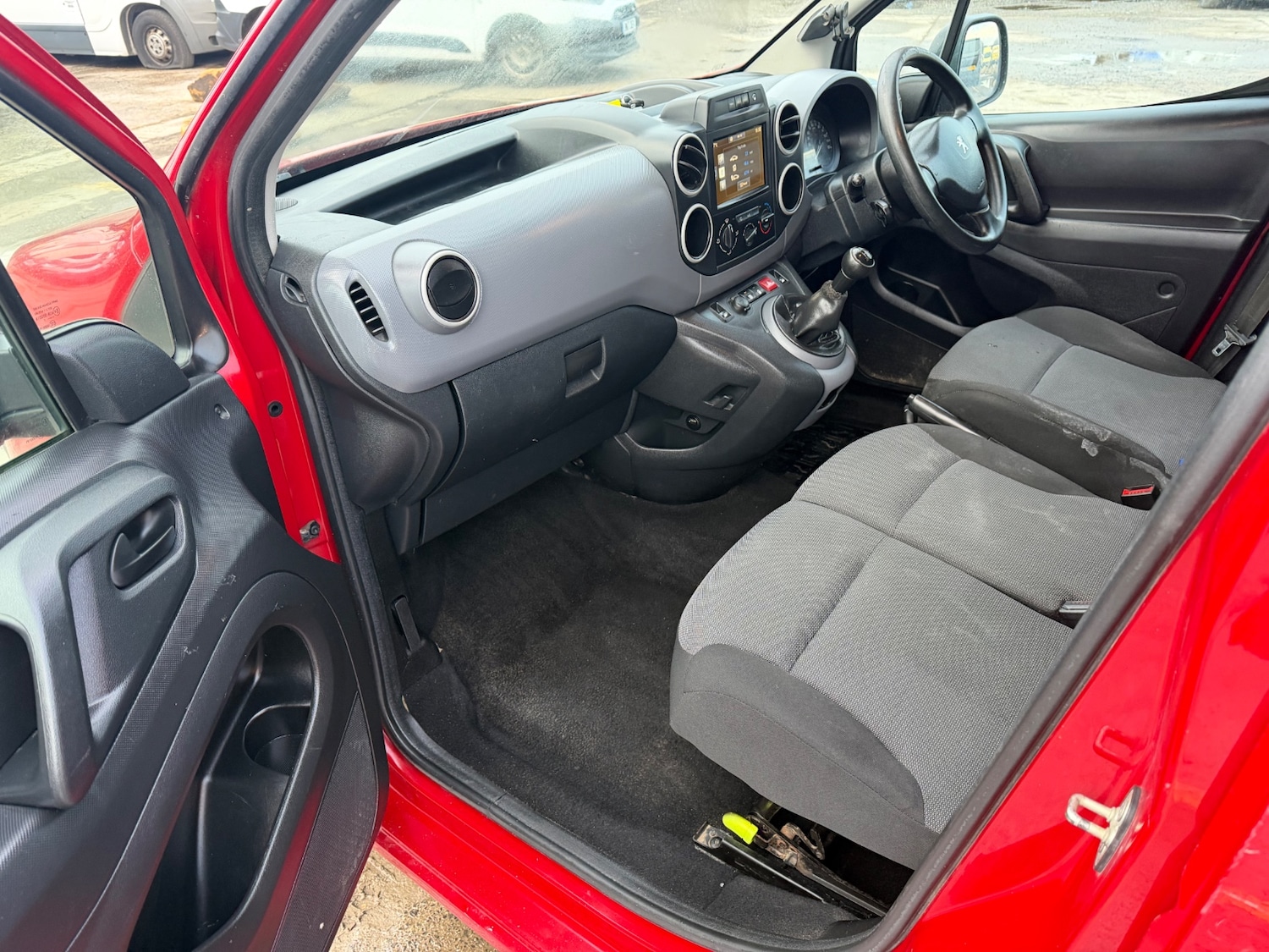 Used Peugeot Partner 2017 for sale - 76855504: Photo 10