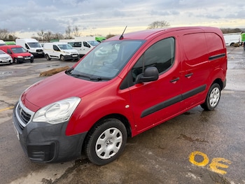 Used Peugeot Partner 2017 for sale - 76855504: Photo