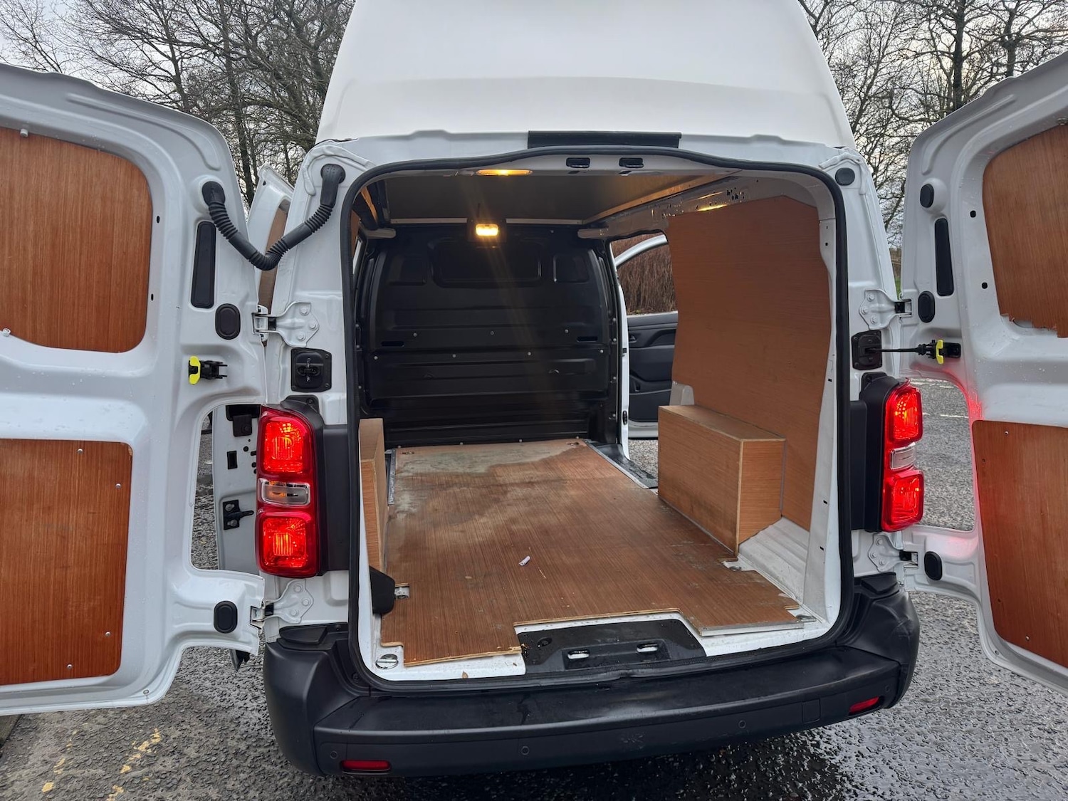 Used Vauxhall Vivaro 2023 for sale - 77548685: Photo 11