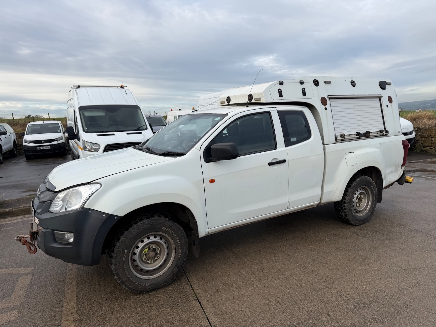 Used Isuzu D-Max 2017 for sale - 76855515: Photo 1