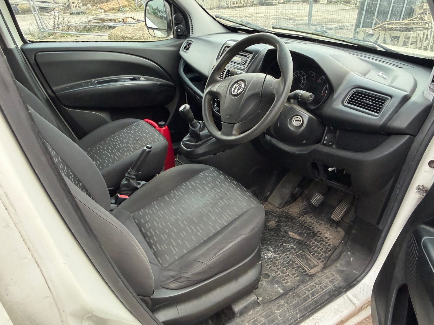 Used Vauxhall Combo 2015 for sale - 77838396: Photo 9
