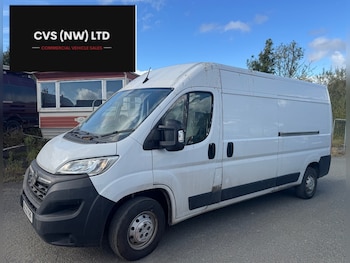 Vauxhall - Movano