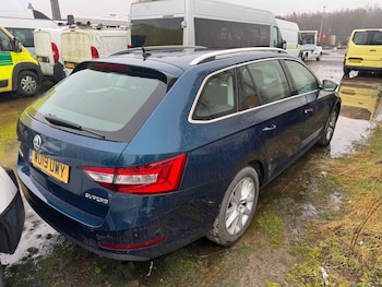 Used Skoda Superb 2019 for sale - 77538689: Photo