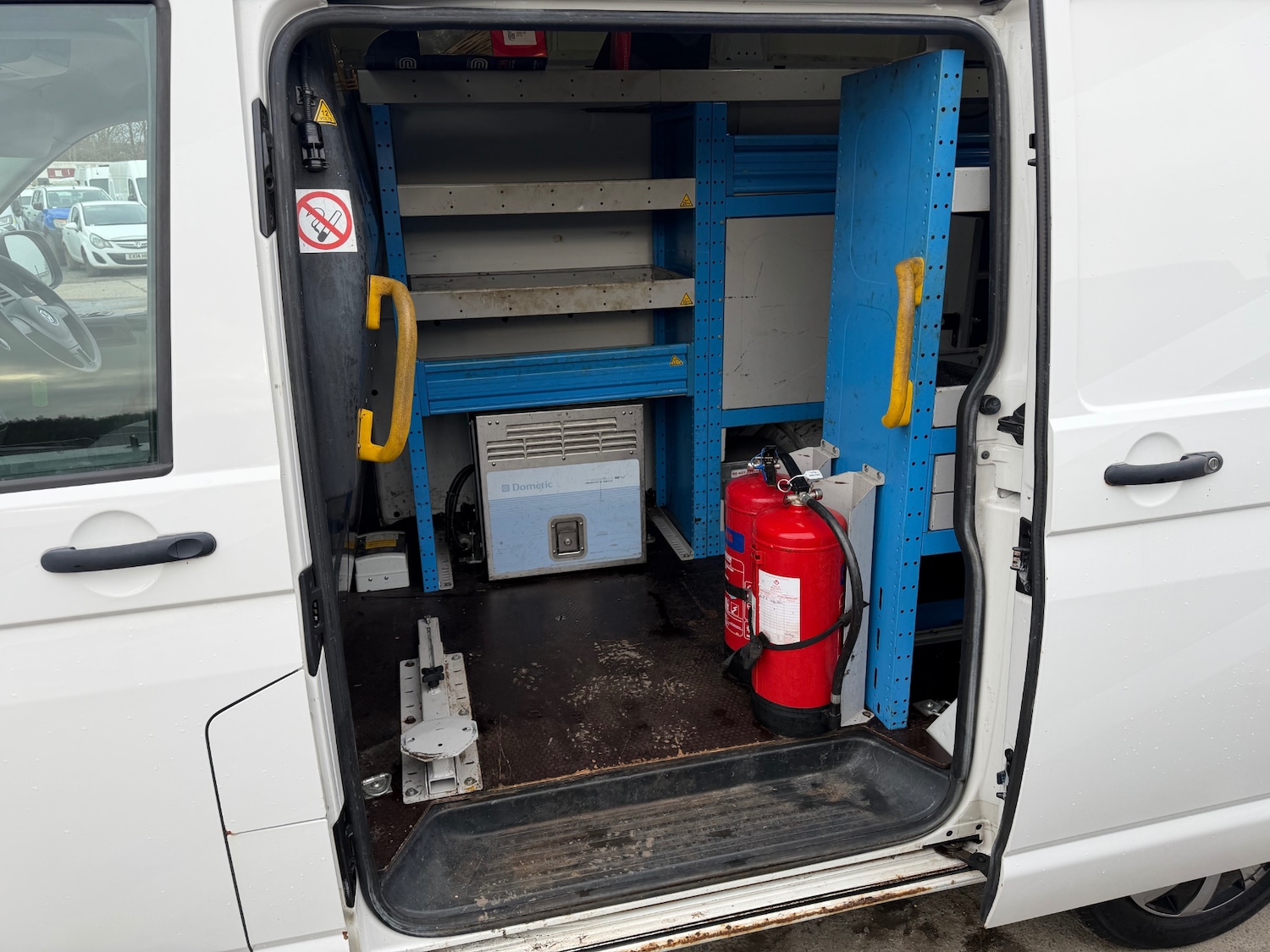 Used Volkswagen Transporter 2014 for sale - 76707205: Photo 11