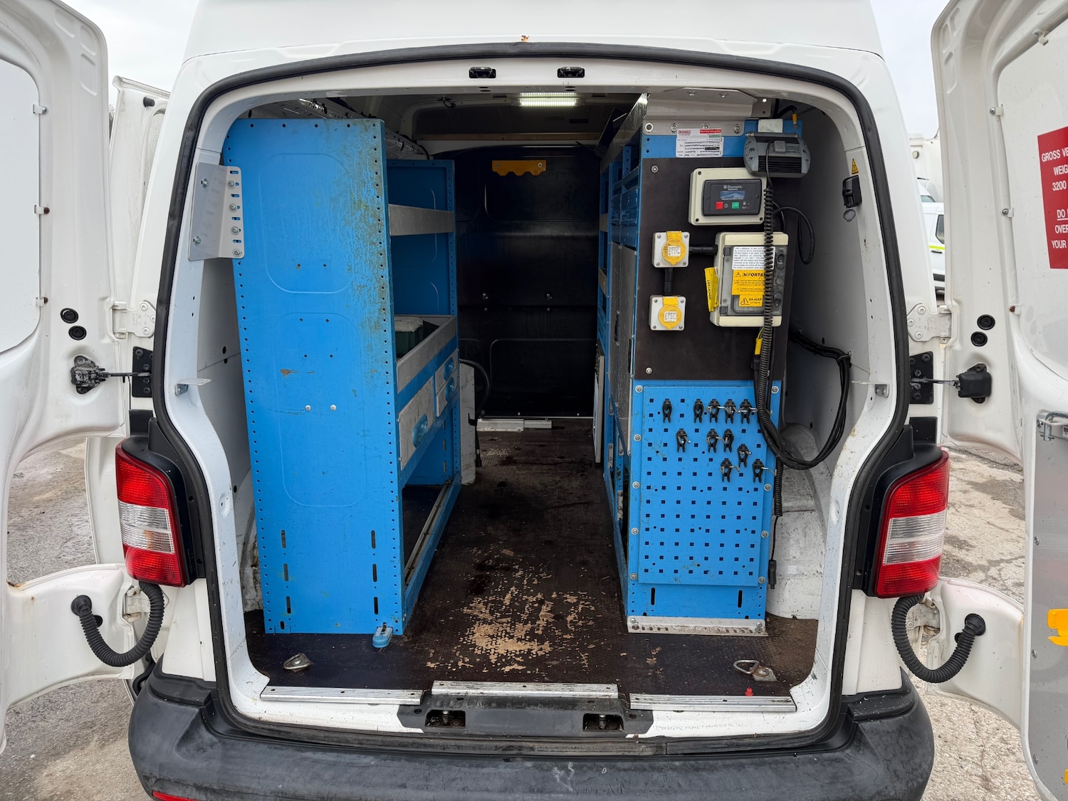 Used Volkswagen Transporter 2014 for sale - 76707205: Photo 12