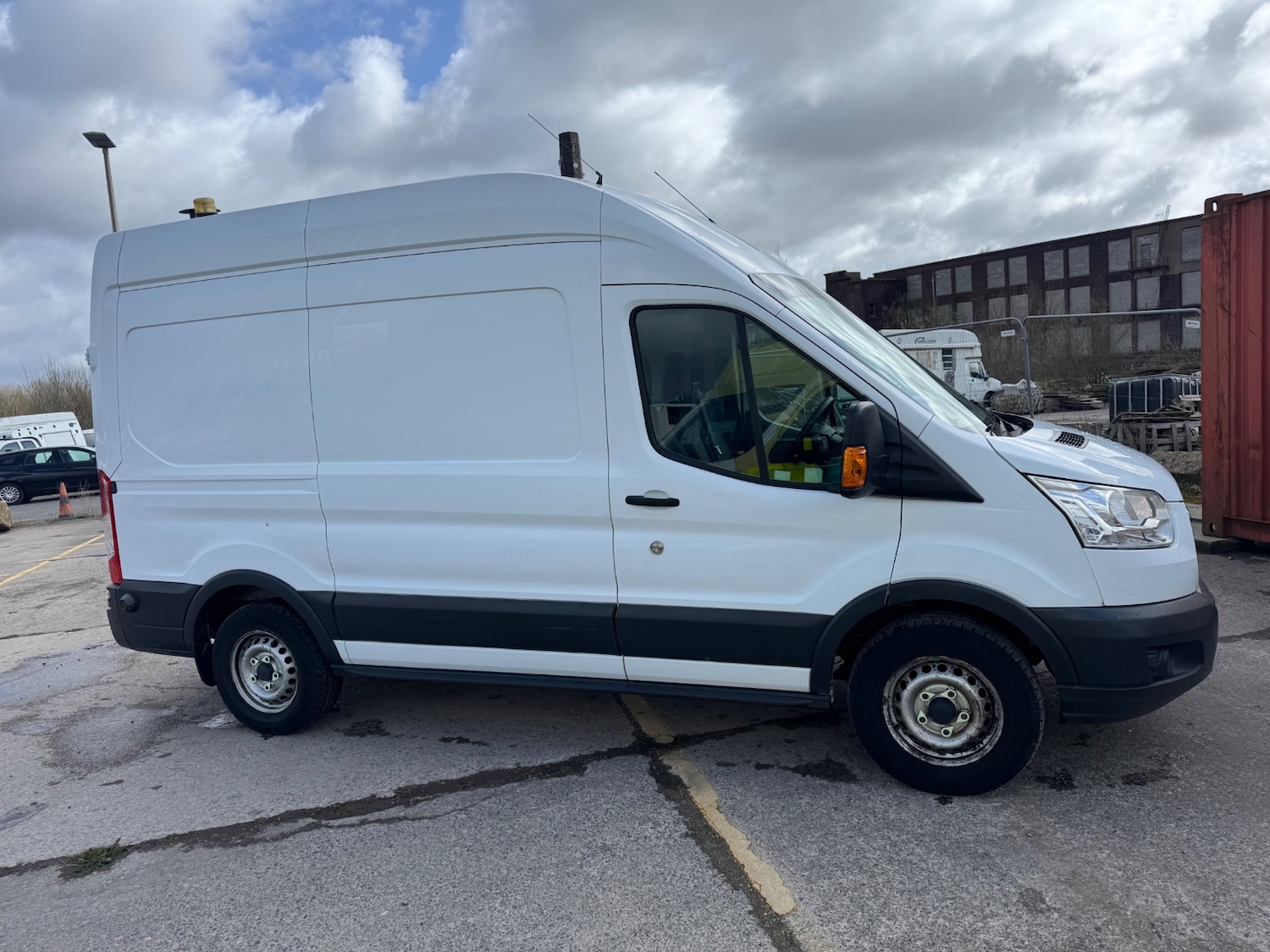 Used Ford Transit 2016 for sale - 78057503: Photo 2