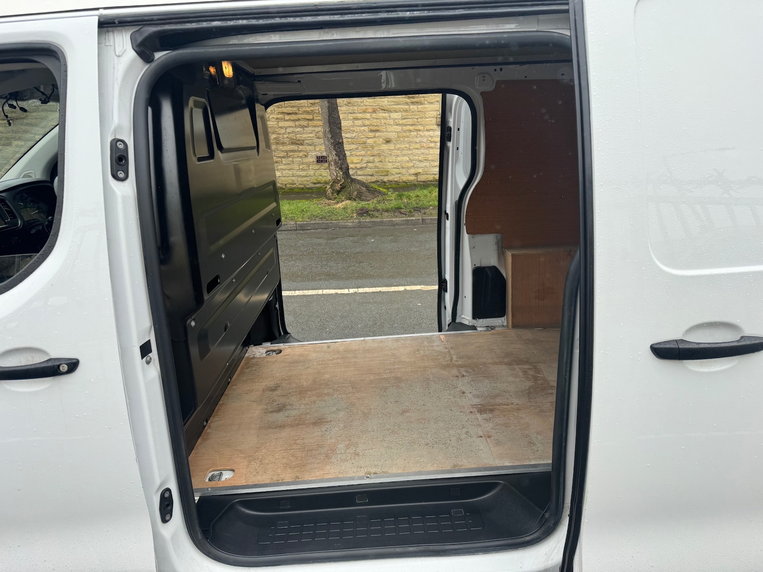 Used Vauxhall Vivaro 2023 for sale - 77635769: Photo 12