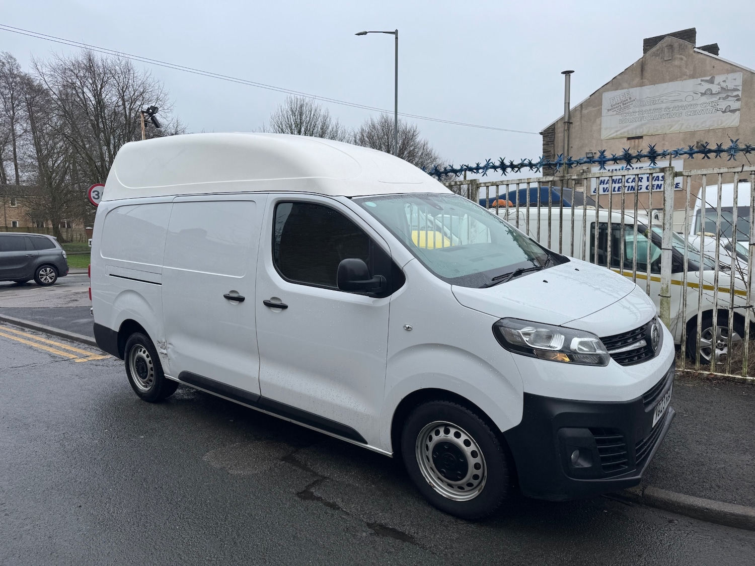 Used Vauxhall Vivaro 2023 for sale - 77635769: Photo 2