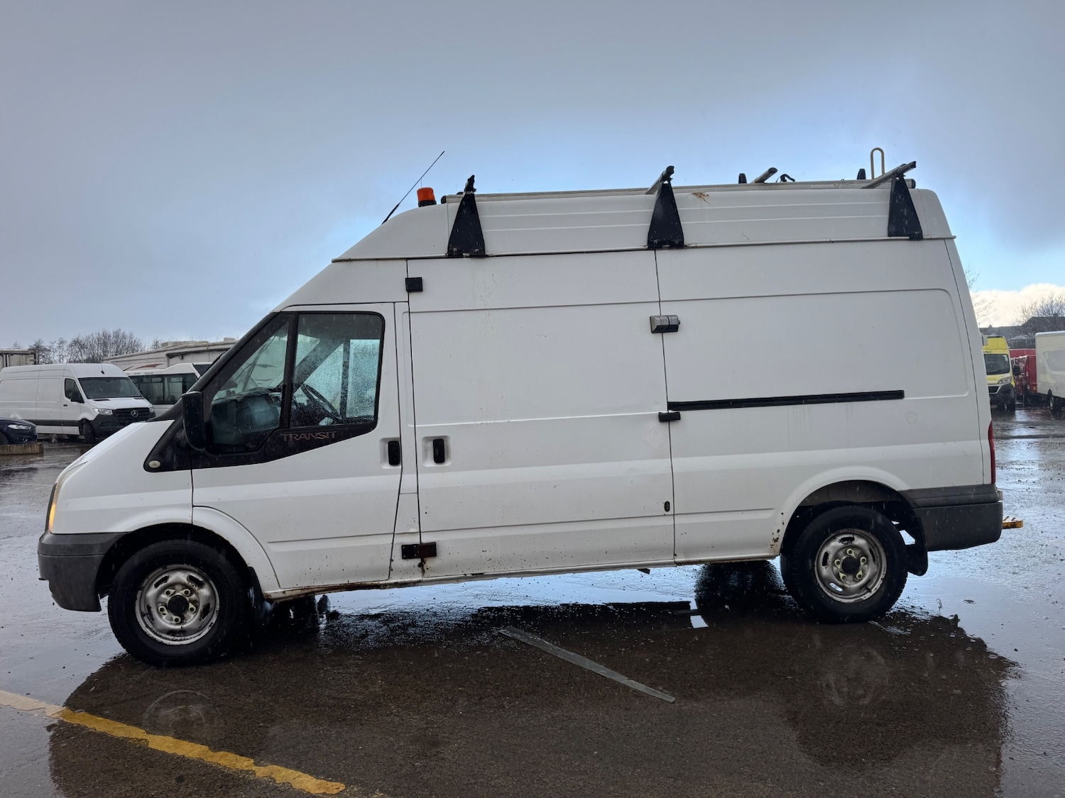 Used Ford Transit 2014 for sale - 77573690: Photo 2