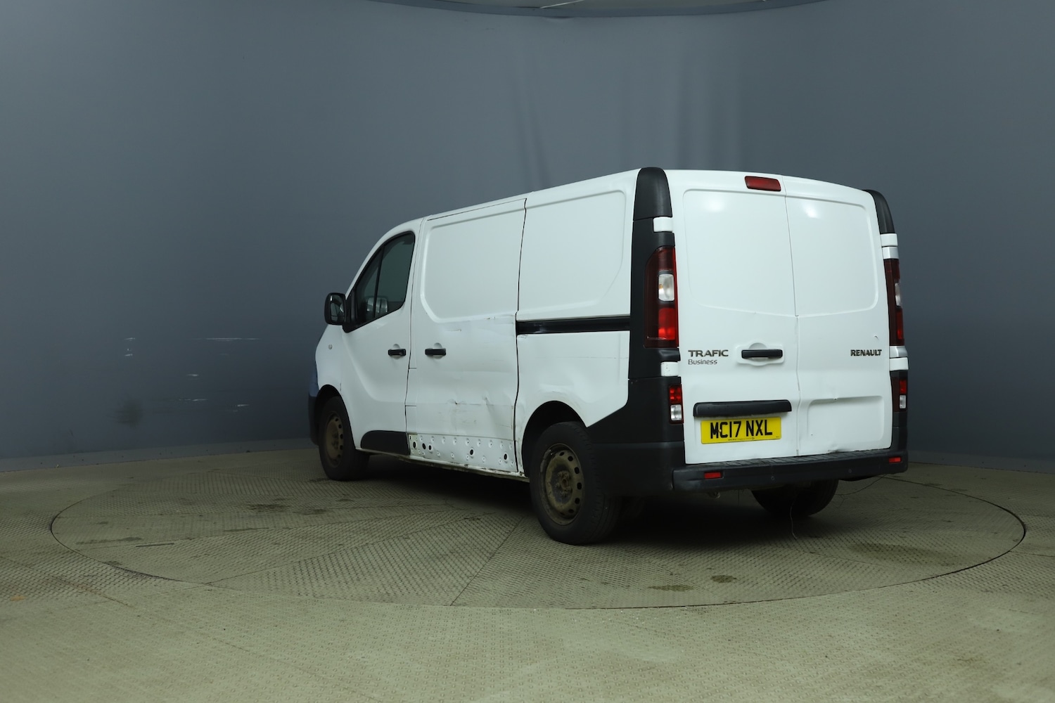 Used Renault Trafic 2017 for sale - 78131464: Photo 2