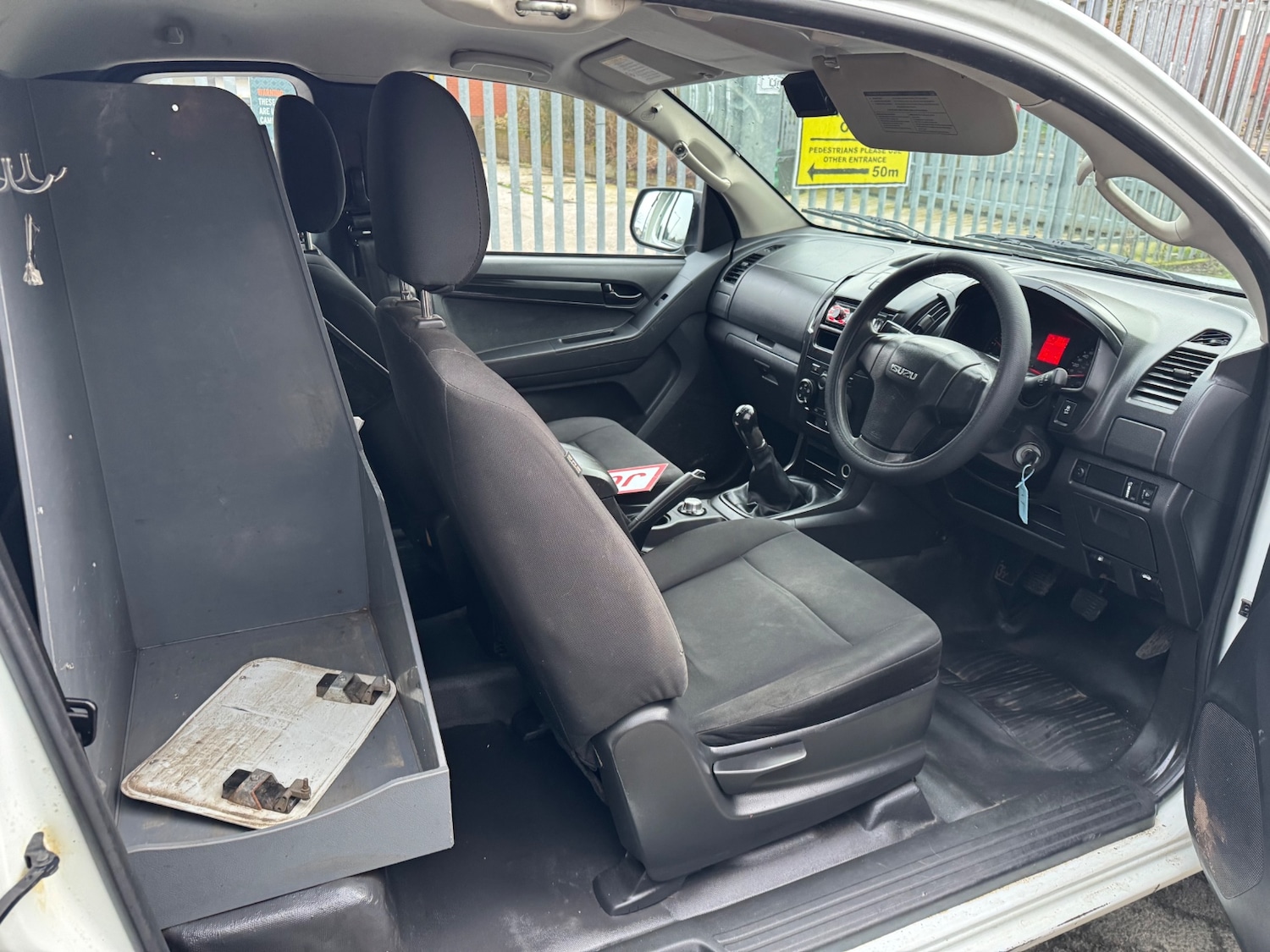 Used Isuzu D-Max 2014 for sale - 77423829: Photo 15