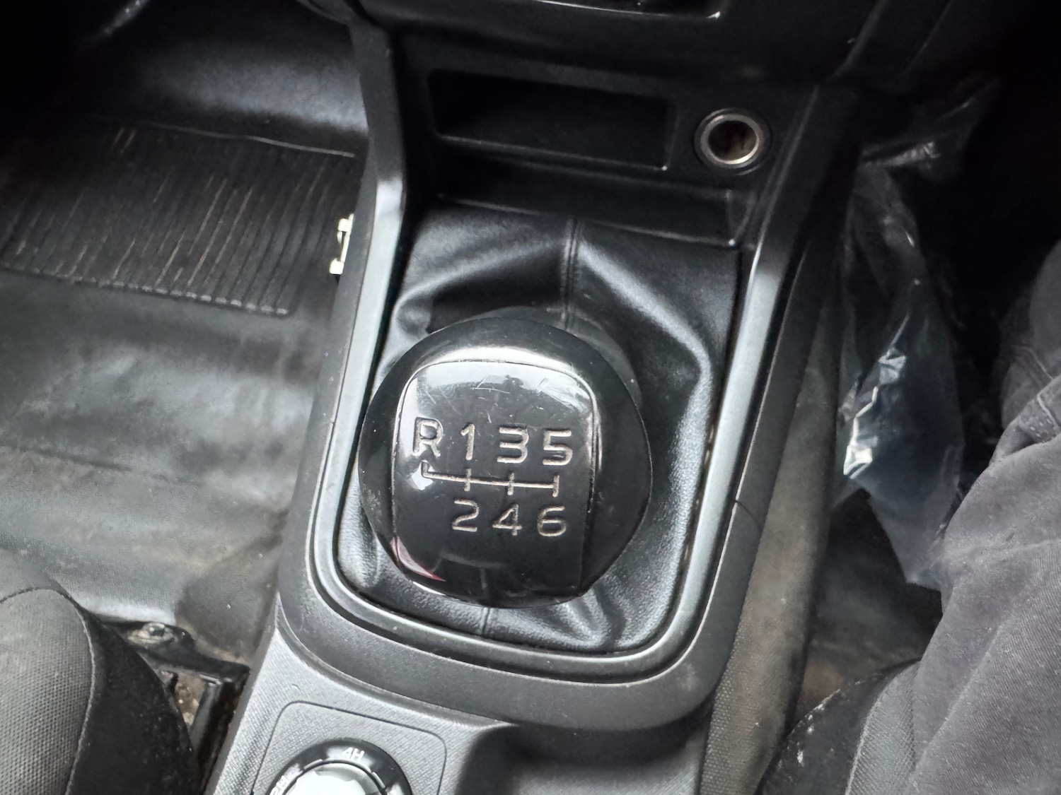 Used Isuzu D-Max 2014 for sale - 77423829: Photo 16