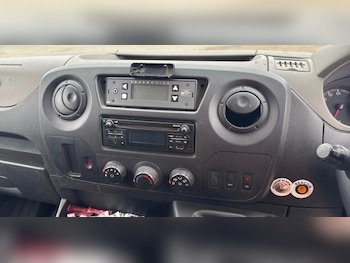 Used Vauxhall Movano 2017 for sale - 79296965: Photo