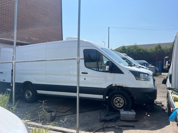 Used Ford Transit 2019 for sale - 75049624: Photo 1