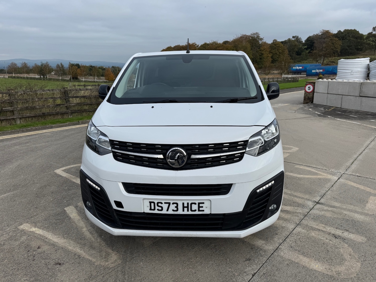 Used Vauxhall Vivaro 2023 for sale - 76498418: Photo 2