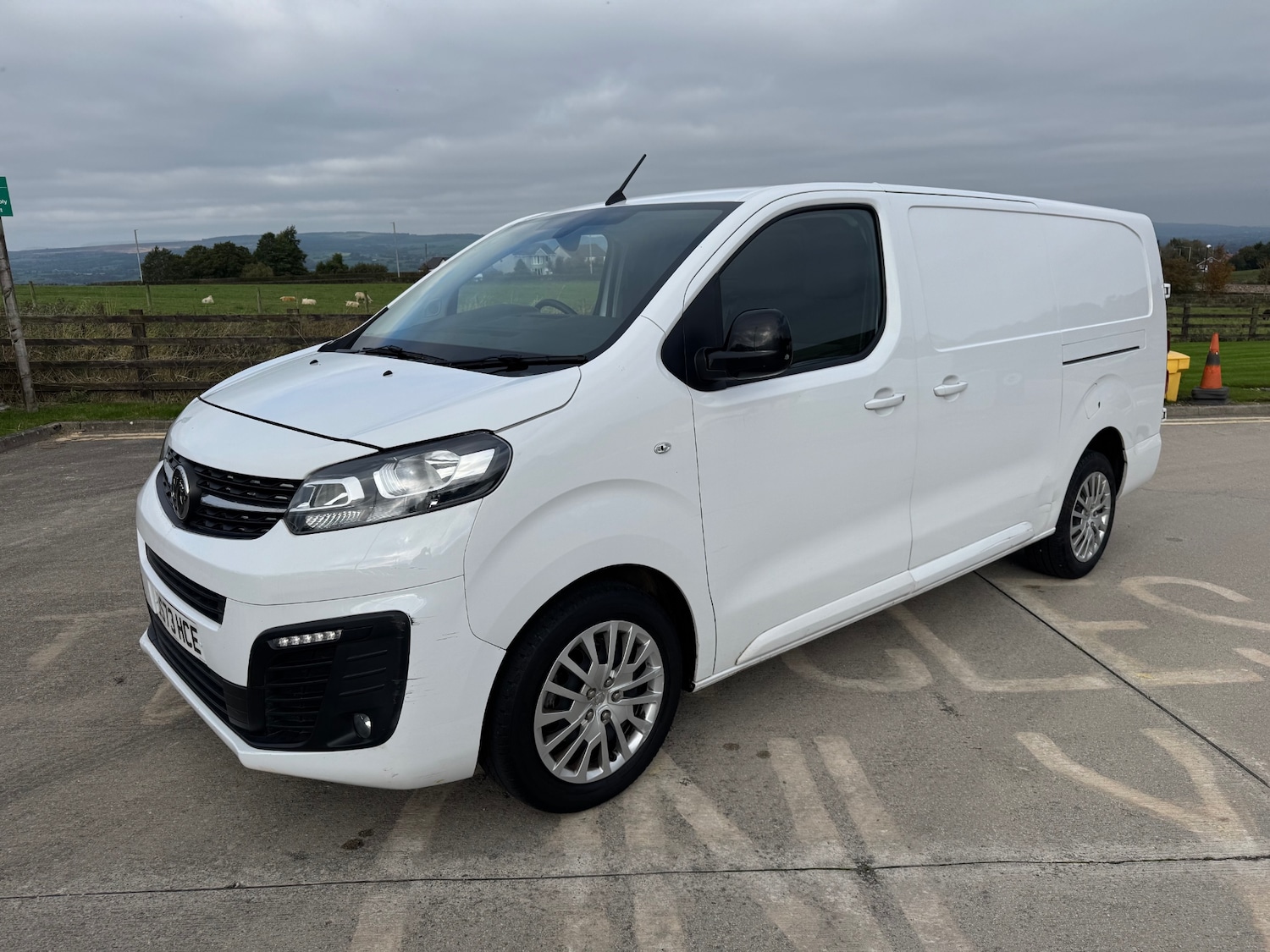 Used Vauxhall Vivaro 2023 for sale - 76498418: Photo 5