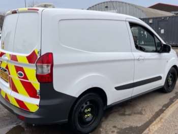 Used Ford Transit Courier 2017 for sale - 74064996: Photo