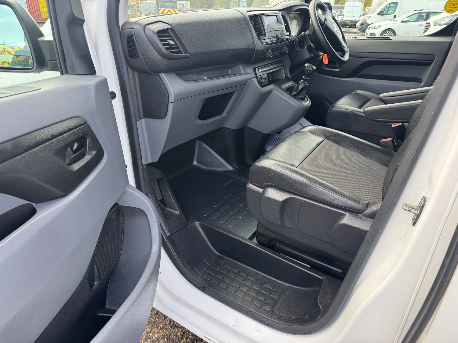 Used Vauxhall Vivaro 2019 for sale - 76471417: Photo 14