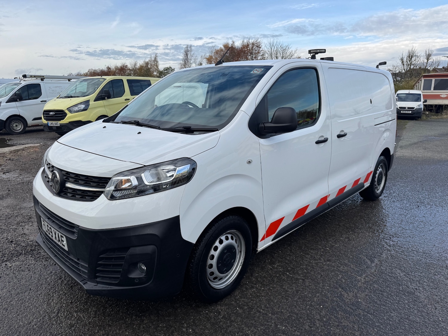 Used Vauxhall Vivaro 2019 for sale - 76471417: Photo 2