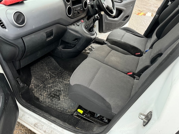 Used Peugeot Partner 2017 for sale - 73094443: Photo 12