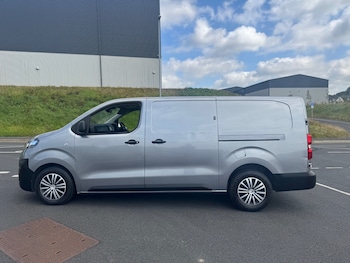Used Vauxhall Vivaro 2020 for sale - 75609846: Photo