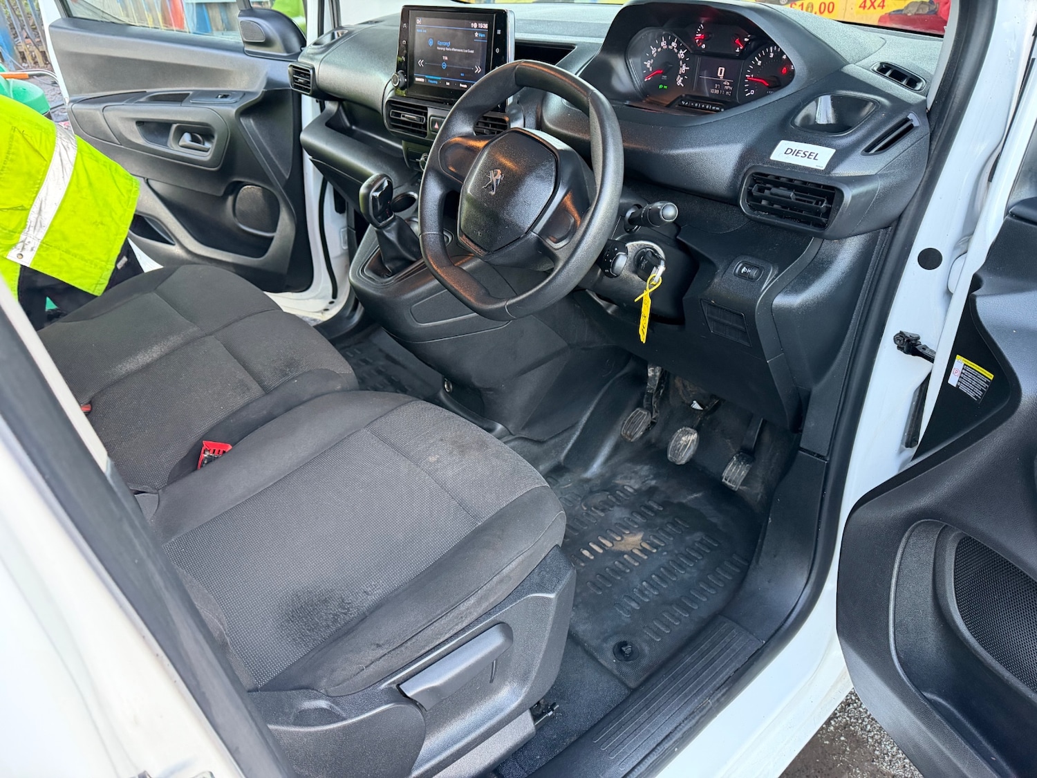 Used Peugeot Partner 2021 for sale - 76643831: Photo 11