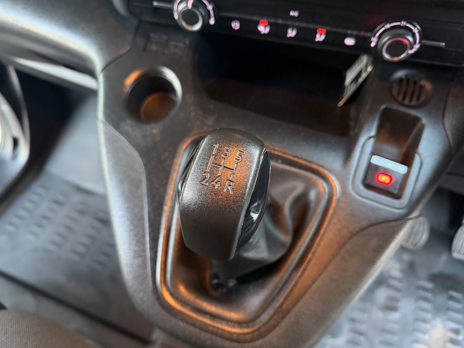 Used Peugeot Partner 2021 for sale - 76643831: Photo 16