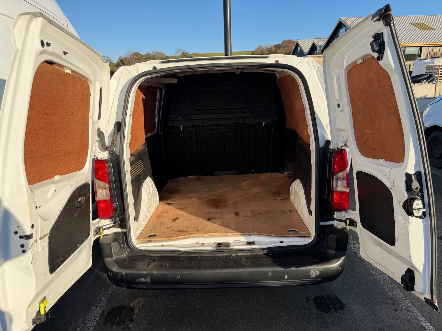 Used Peugeot Partner 2021 for sale - 76643831: Photo 18