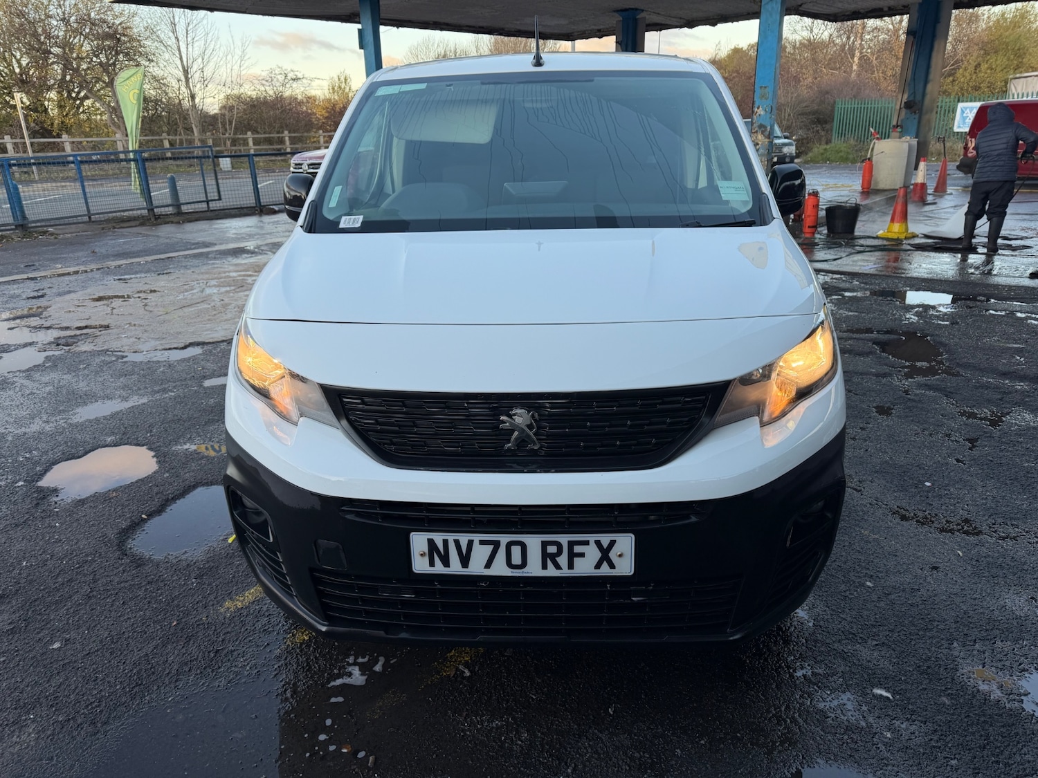Used Peugeot Partner 2021 for sale - 76643831: Photo 2