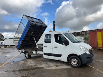Vauxhall - Movano