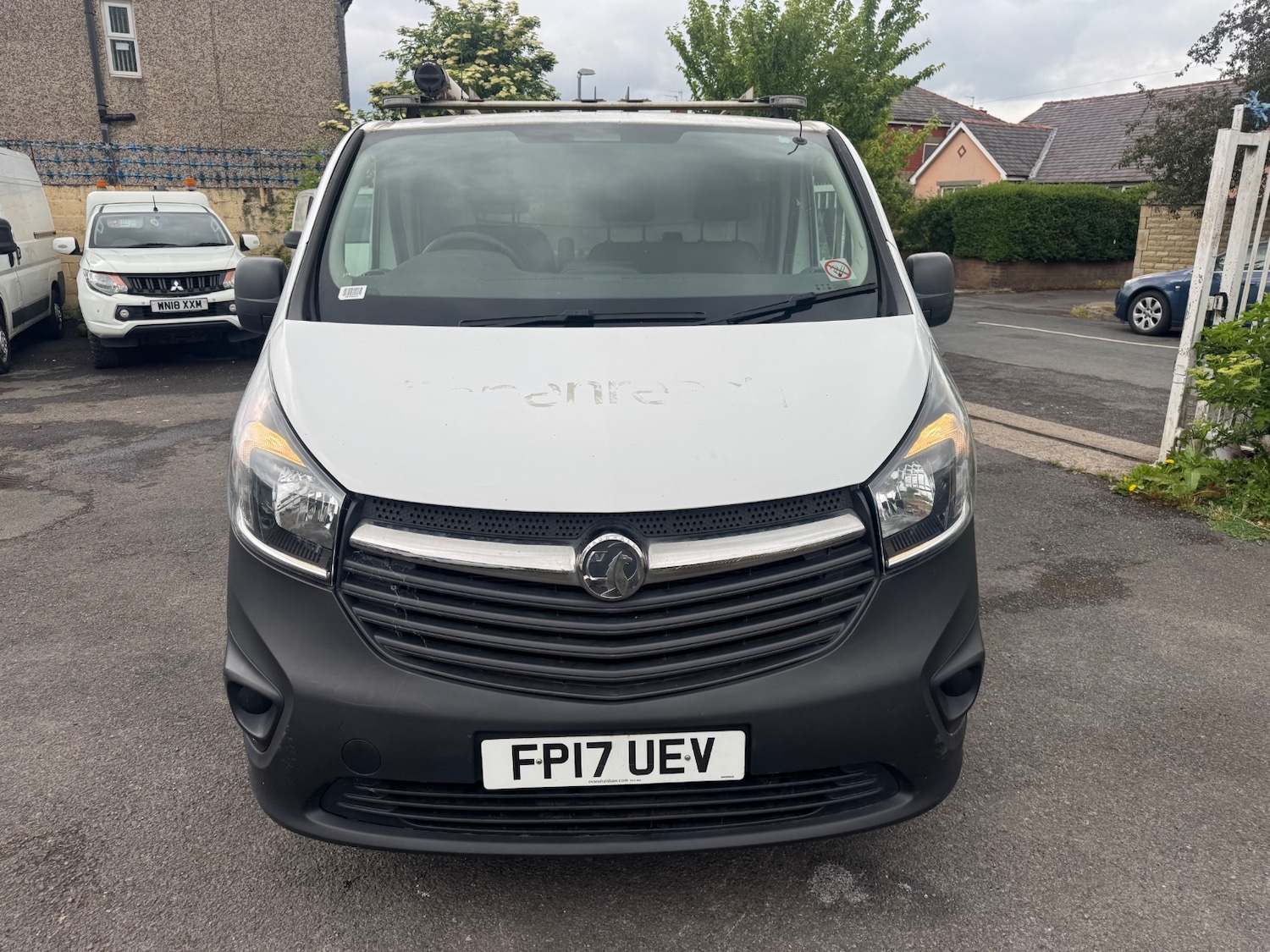 Used Vauxhall Vivaro 2017 for sale - 78139469: Photo 2