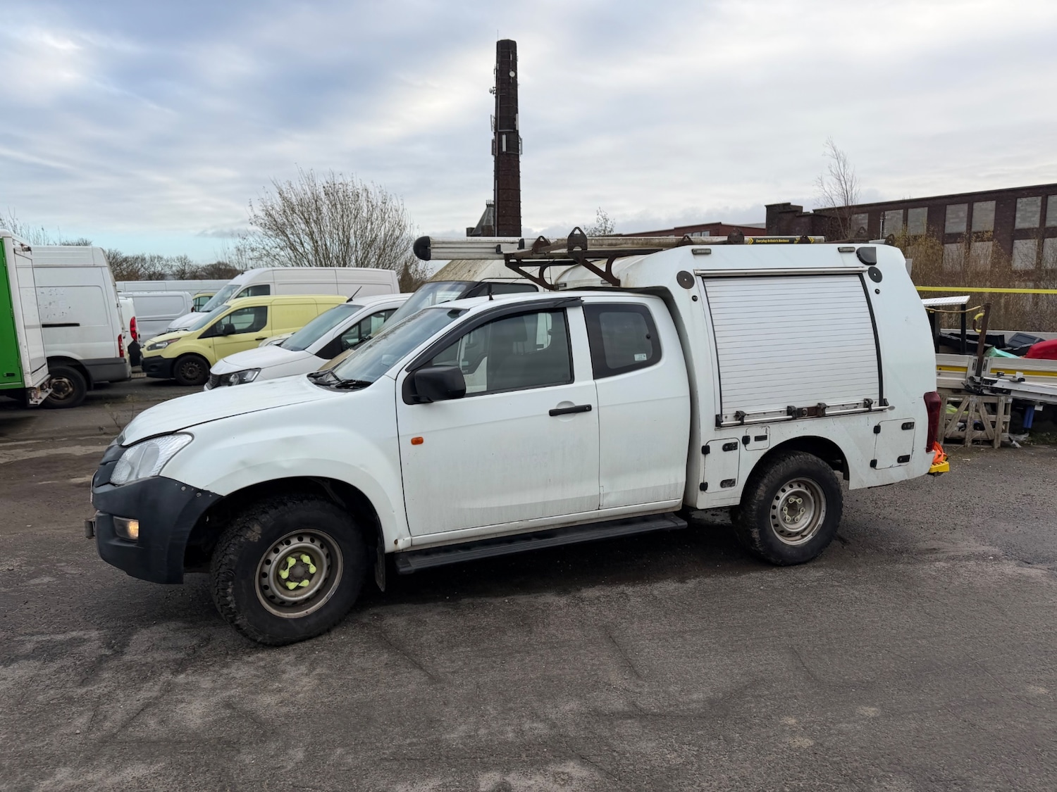 Used Isuzu D-Max 2016 for sale - 76735642: Photo 3