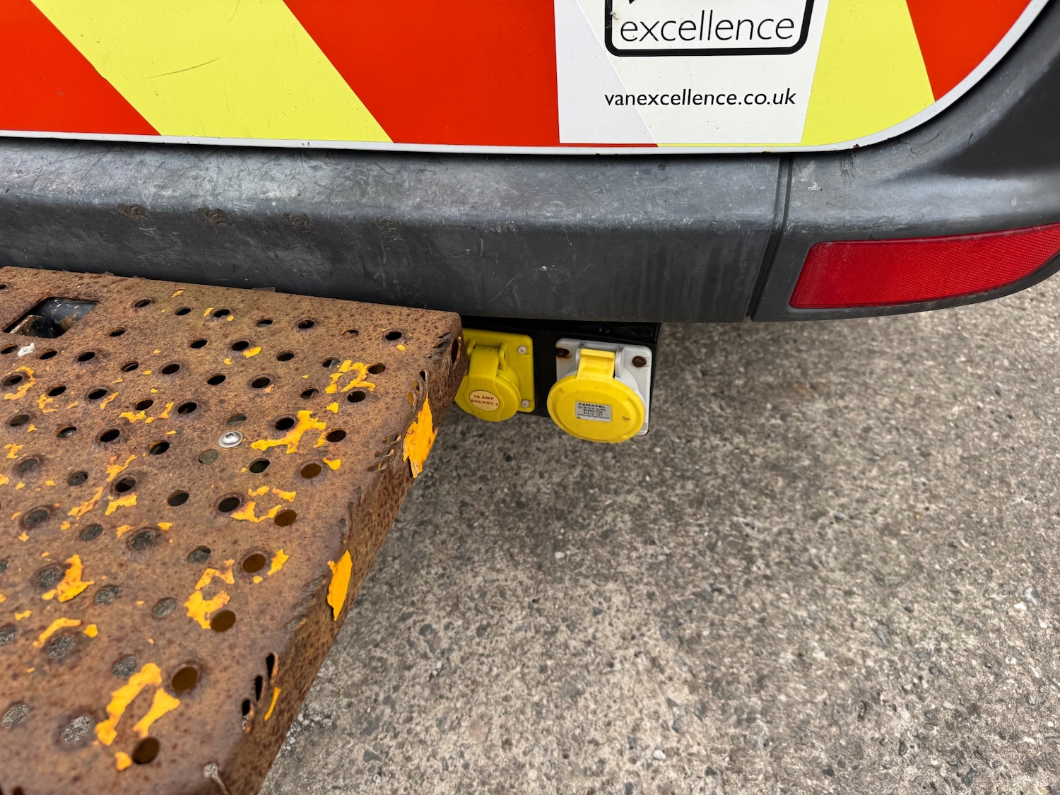 Vehicle 6