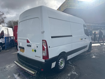 Used Renault Master 2017 for sale - 77573485: Photo