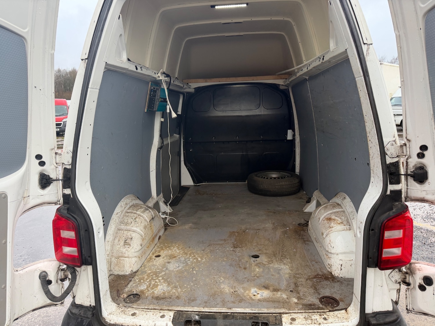 Used Volkswagen Transporter 2019 for sale - 78131322: Photo 7