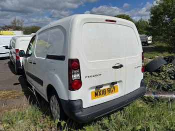 Used Peugeot Partner 2018 for sale - 78539530: Photo