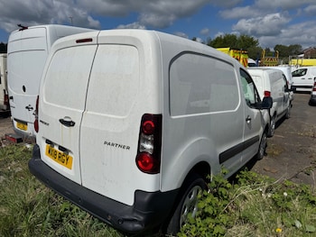 Used Peugeot Partner 2018 for sale - 78539530: Photo