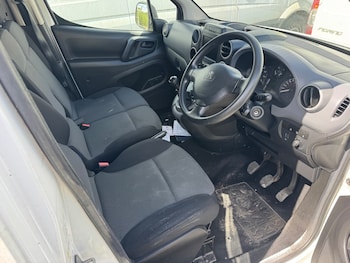 Used Peugeot Partner 2018 for sale - 78539530: Photo