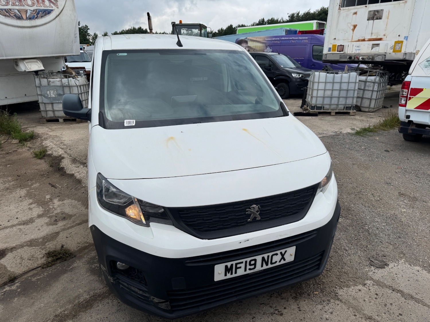 Used Peugeot Partner 2019 for sale - 76671031: Photo 2