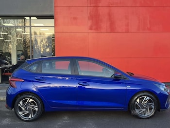 Used Hyundai i20 2021 for sale - 77231105: Photo