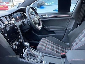 Used Volkswagen Golf 2017 for sale - 77082201: Photo