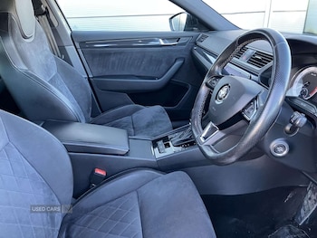 Used Skoda Superb 2018 for sale - 76349940: Photo
